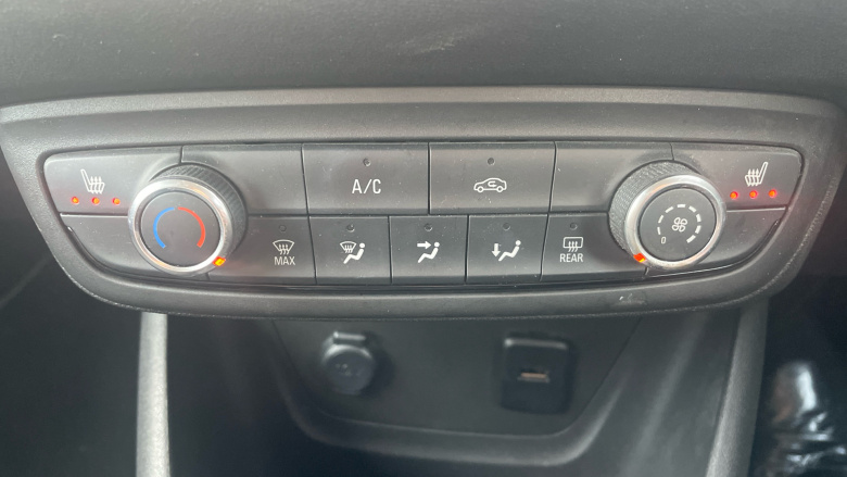 Vauxhall Crossland 1.2 Turbo Design 5dr Petrol Hatchback